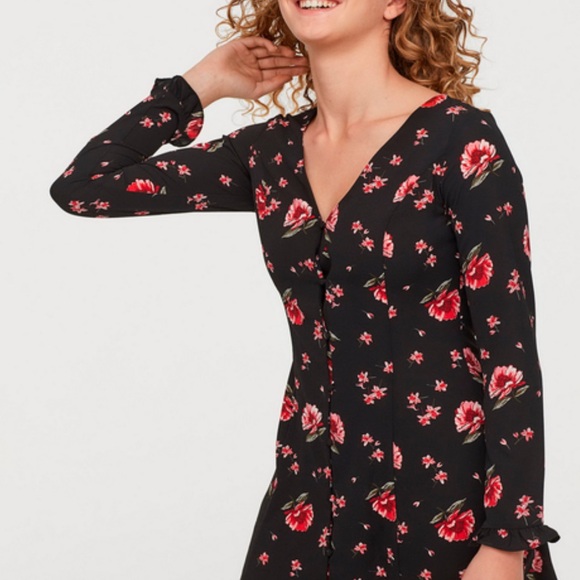 Flower pattern Dress - Picture 3 of 8